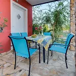 شقة Seaside Apartments Vir *