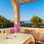 Seaside Apartments Vir * فير