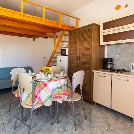 Seaside Apartments Vir * Vir