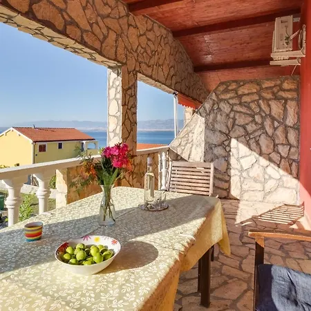 Seaside Apartments Vir *