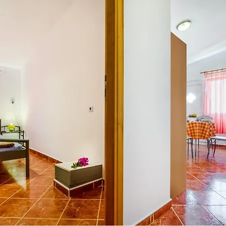 Διαμέρισμα Seaside Apartments Vir Vir